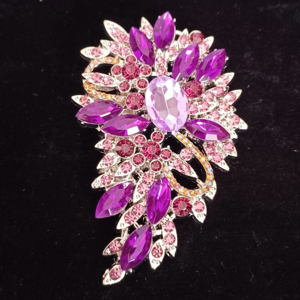 Large Purple Rhinestone Brooch - Drop Dead Gorgeous !